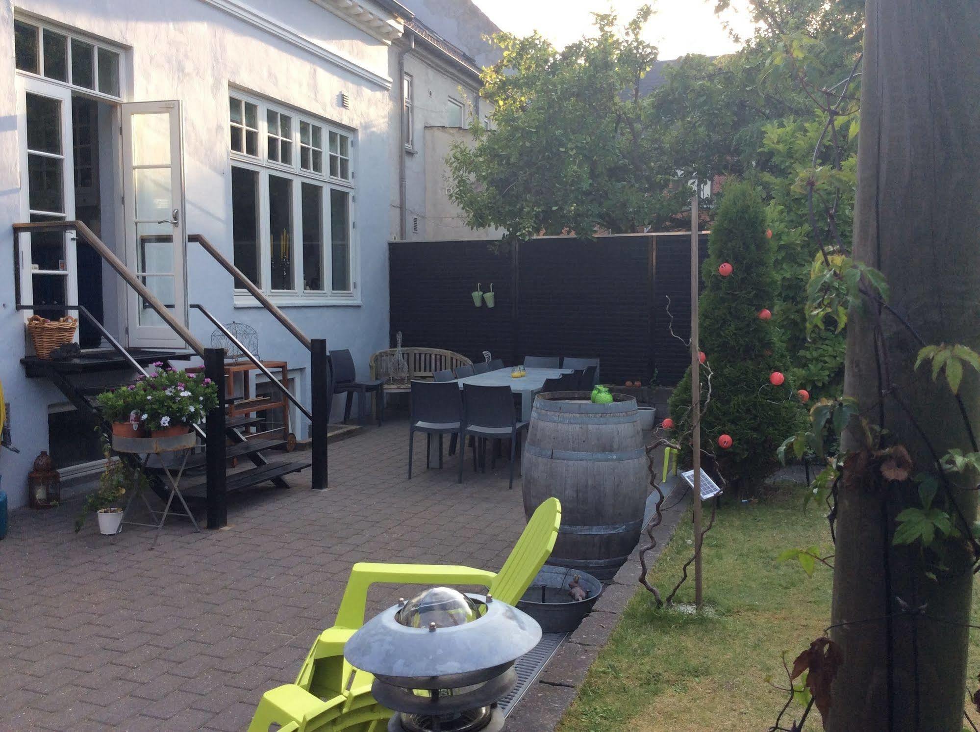 Sweethome Guesthouse Esbjerg Ngoại thất bức ảnh